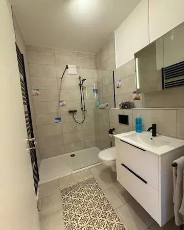 - Stil Trifft Farbe! *