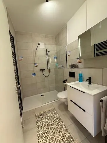 - Stil Trifft Farbe! *